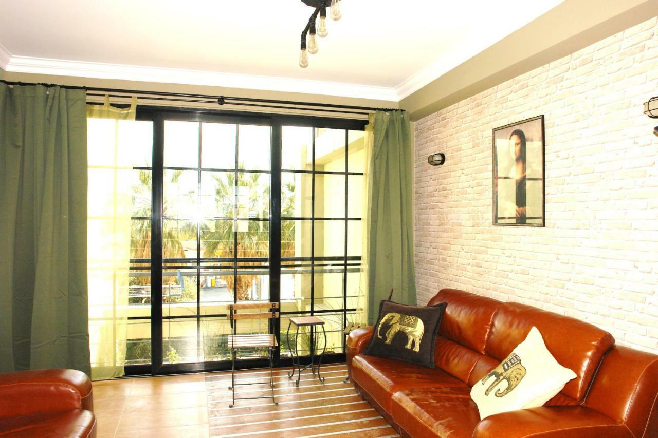 "Green Apartment" Close To Port & Center - Parking パトラ エクステリア 写真